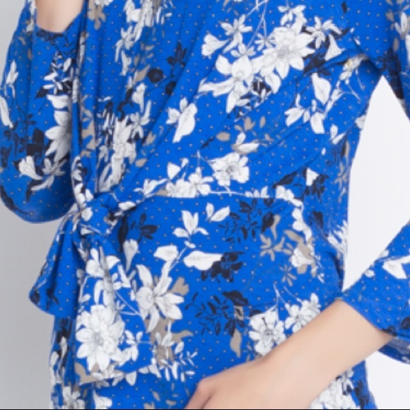 Floral royal blue tie top - Picture 6 of 6